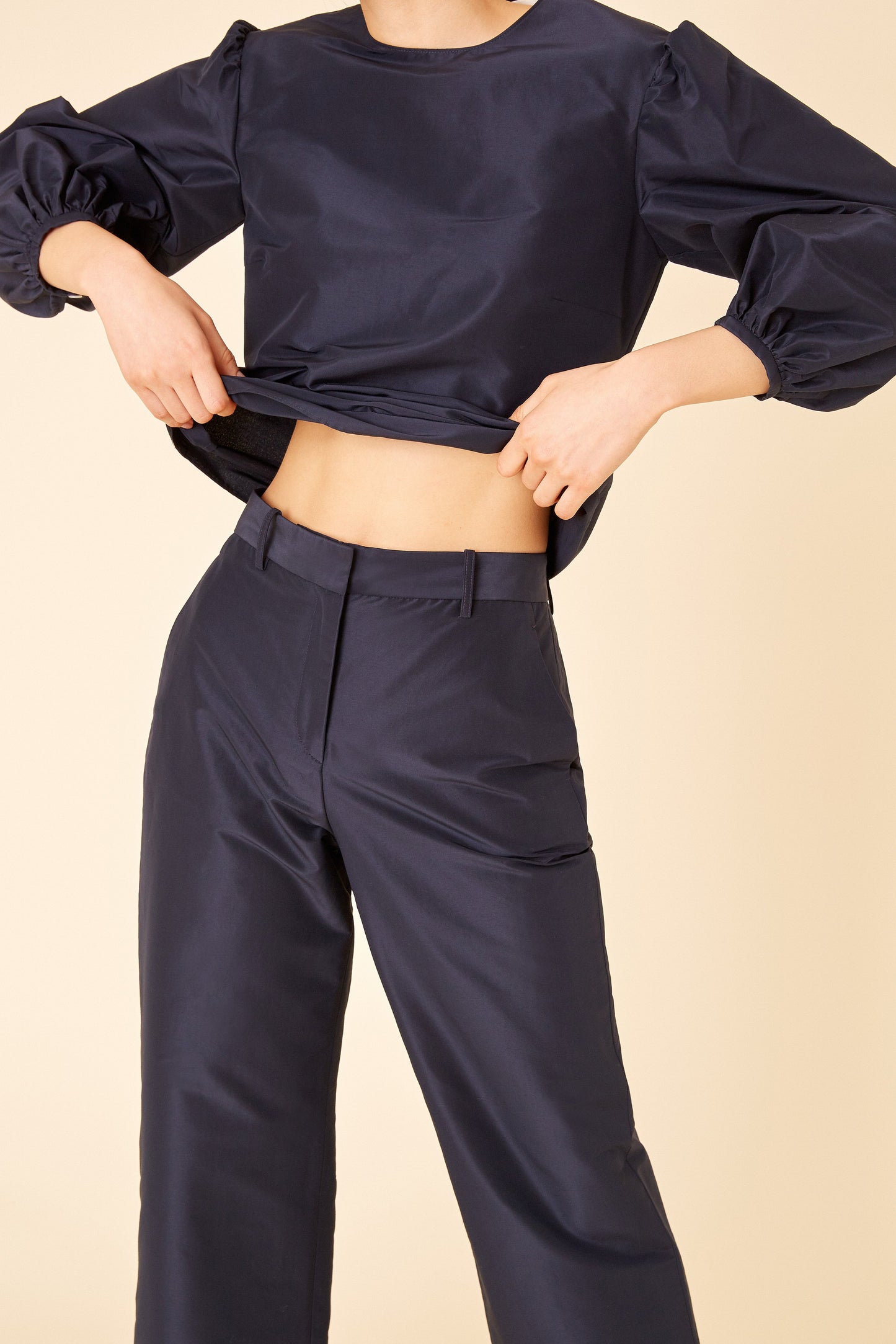 Italian cotton silk taffeta navy straight pant.