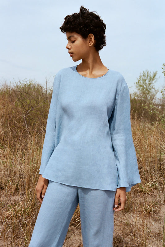 Italian linen sky blue flared sleeve top.