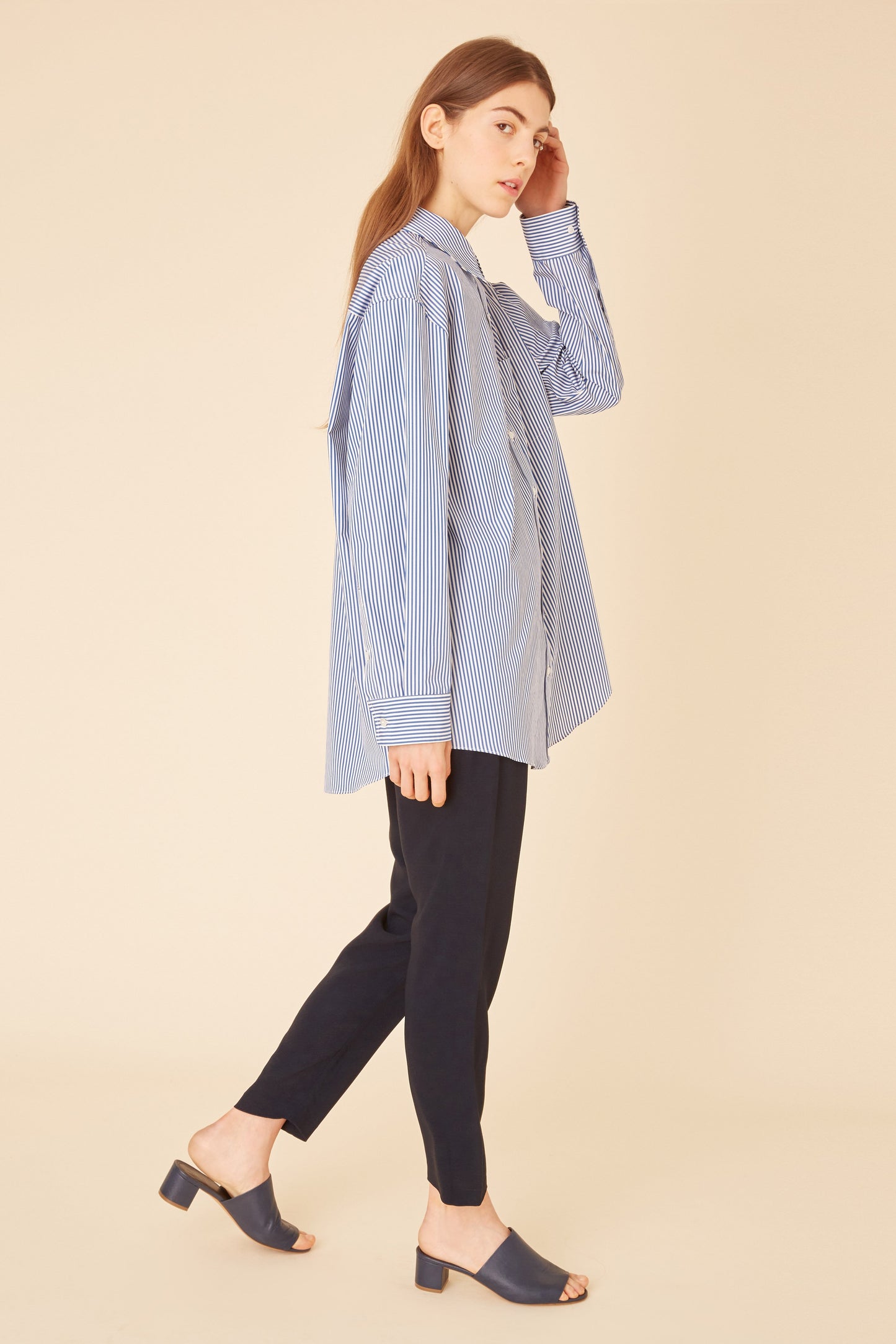 Crepe Elastic Pant - Blu - Mansur Gavriel. Designed in NYC, made in Italy.