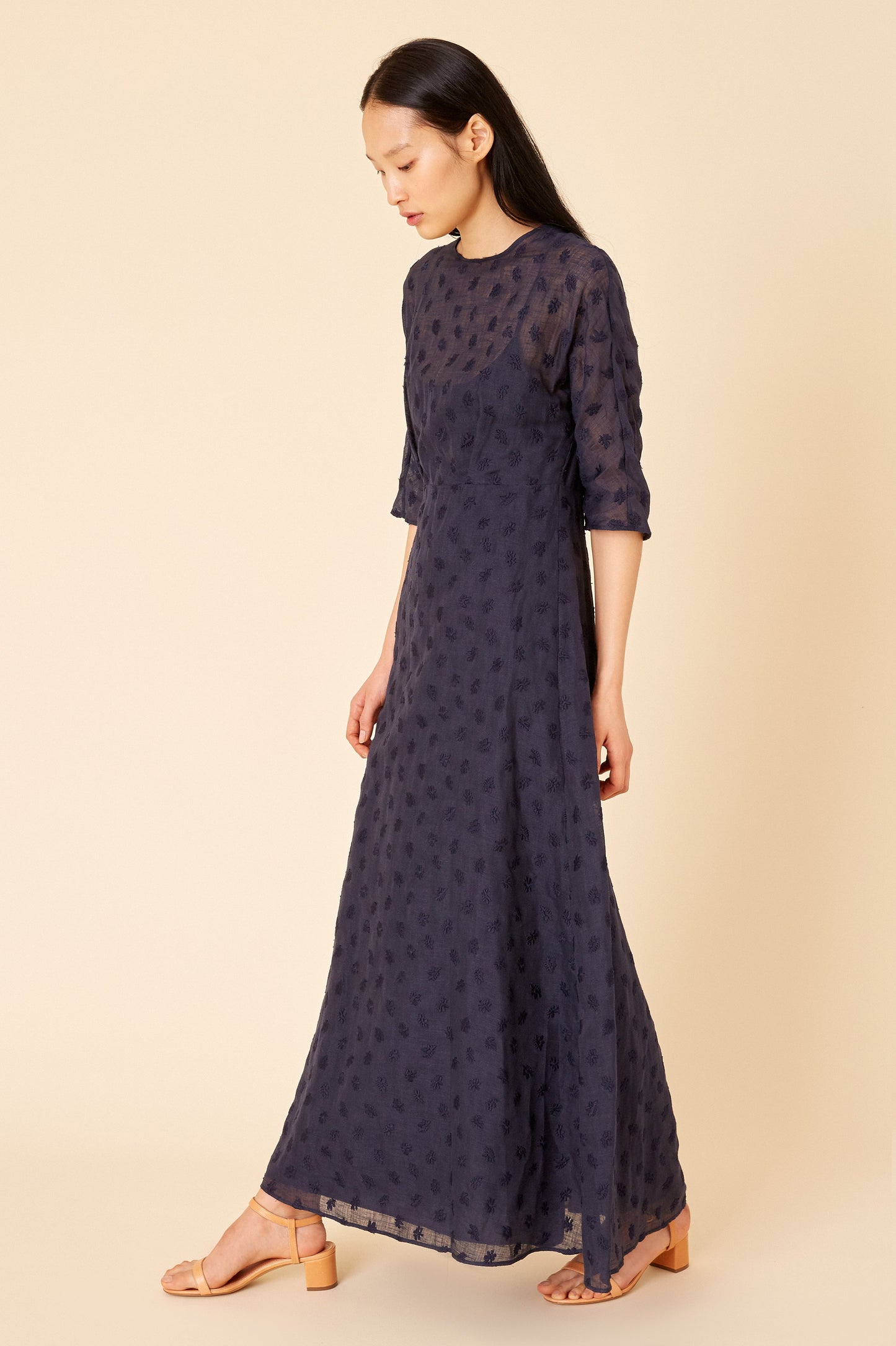 Floral Embroidered Linen Fine Dress - Blu