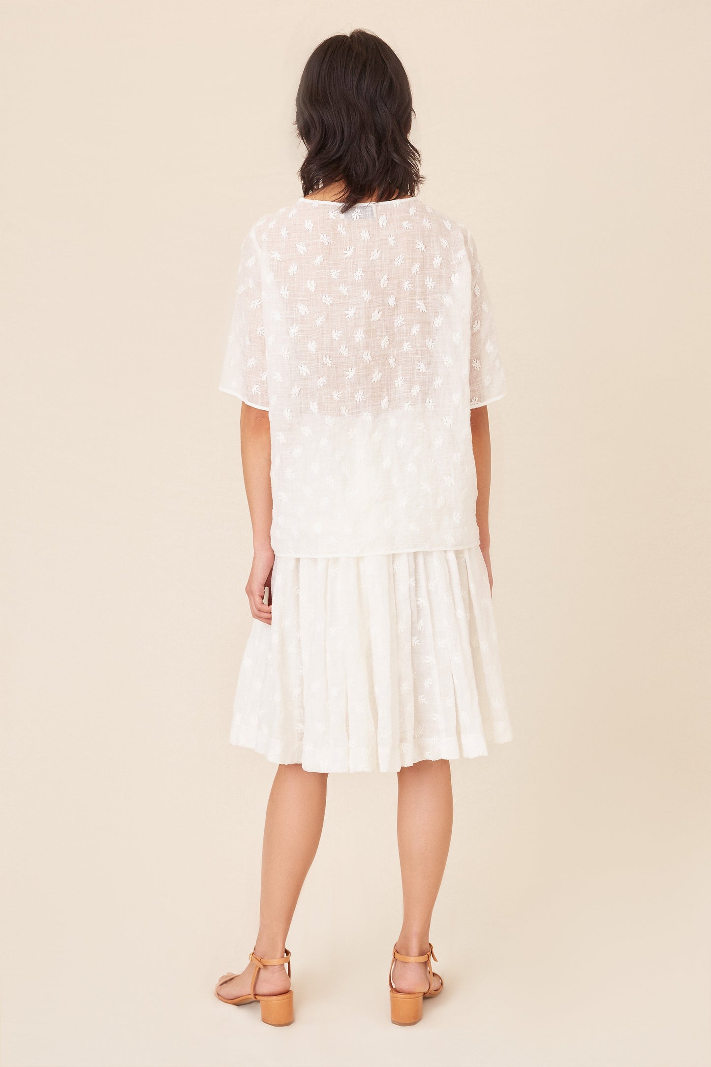 Floral Embroidered Linen Short Sleeve Blouse - White