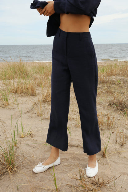 Italian linen navy straight pant.
